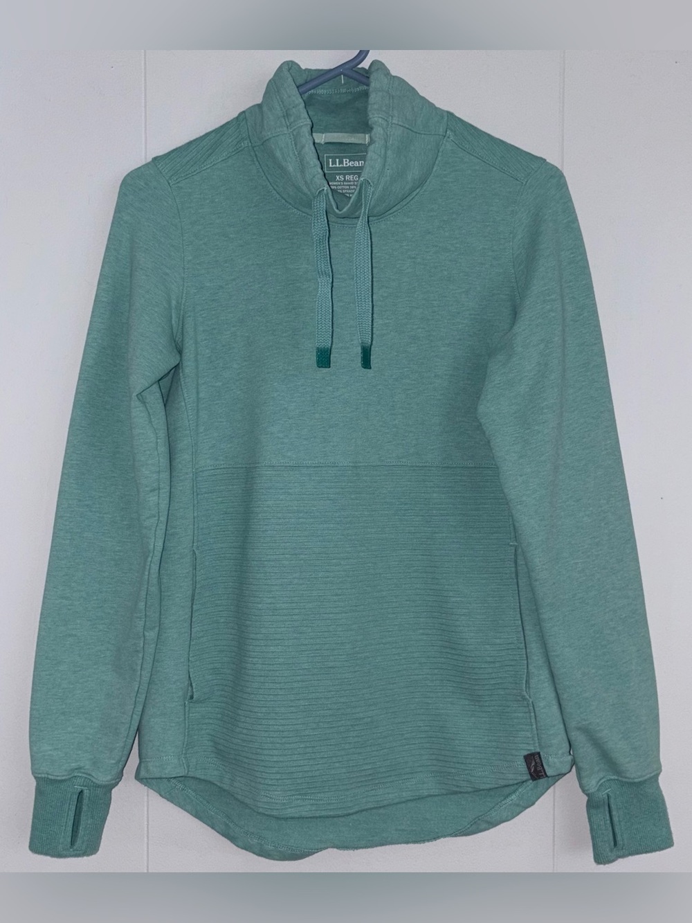 L.L.Bean Women’s XS Mint Green Cowl Neck Pullover Sweatshirt Thumbholes Pocket